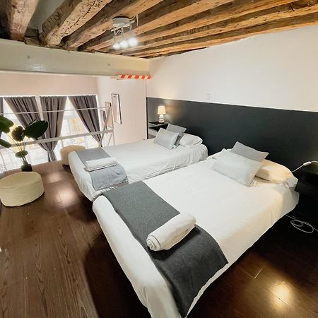 Carretas Duplex Exterior Izquierda Apartment Madrid Bagian luar foto