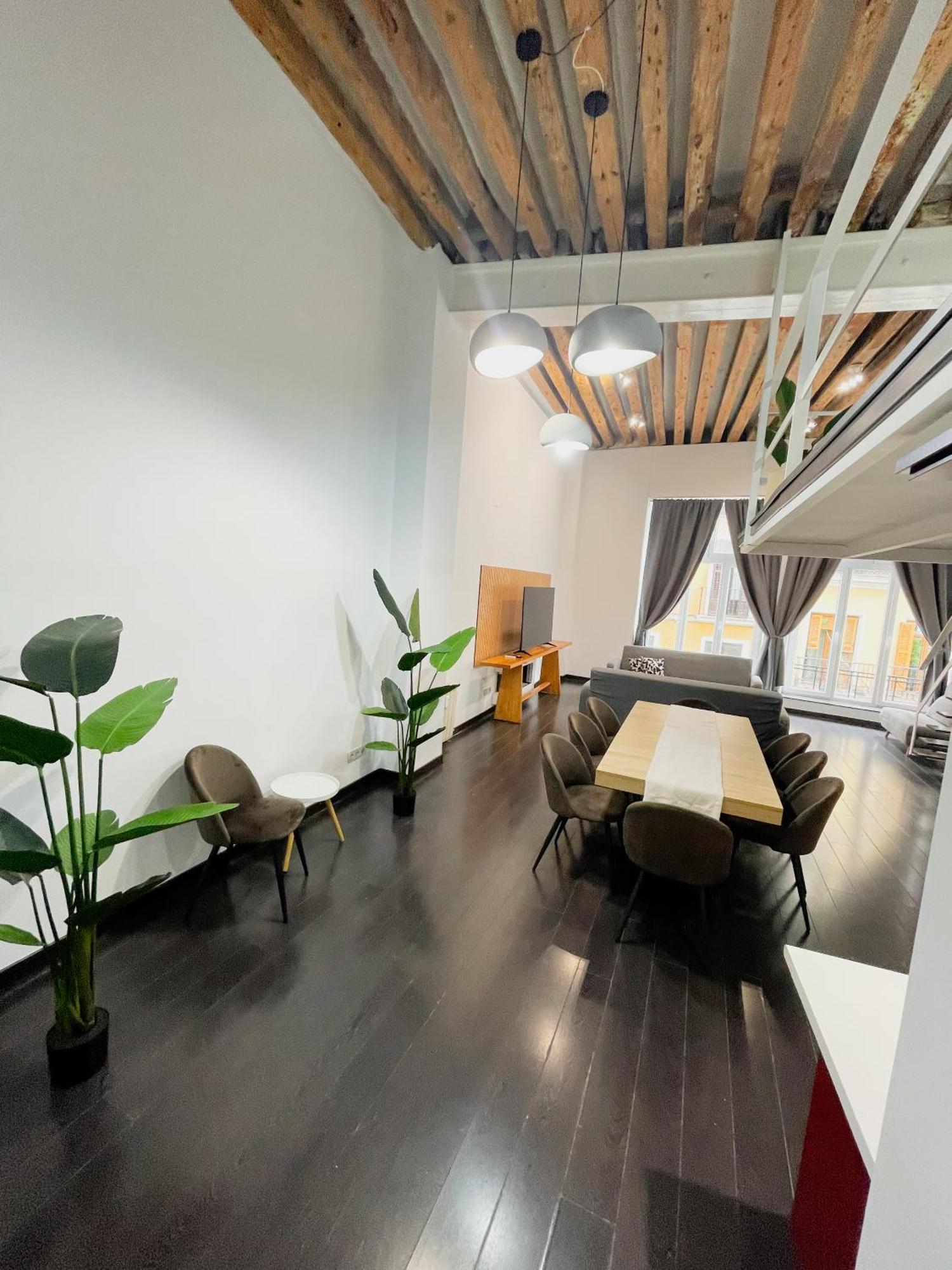Carretas Duplex Exterior Izquierda Apartment Madrid Bagian luar foto